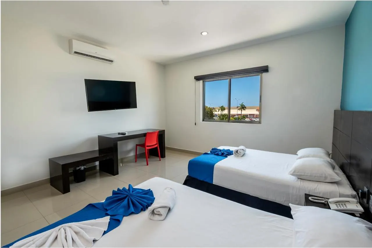 Hotel Ambra بلايا ديل كارمن