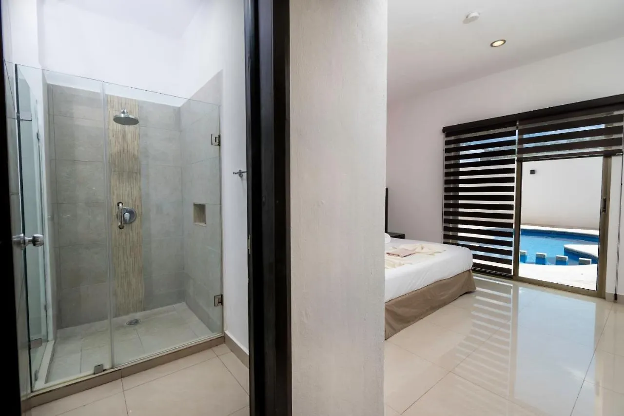 Hotel Ambra بلايا ديل كارمن