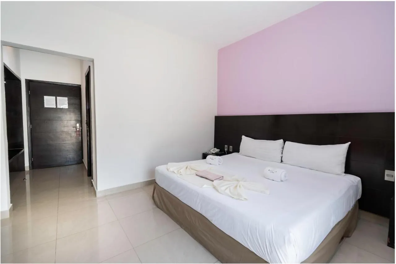 Hotel Ambra Playa del Carmen 3*,